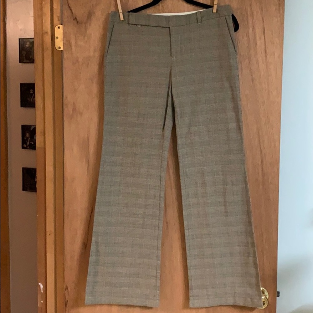 DONATED 💕 NWOT GAP STRETCH PANTS - Picture 1 of 8